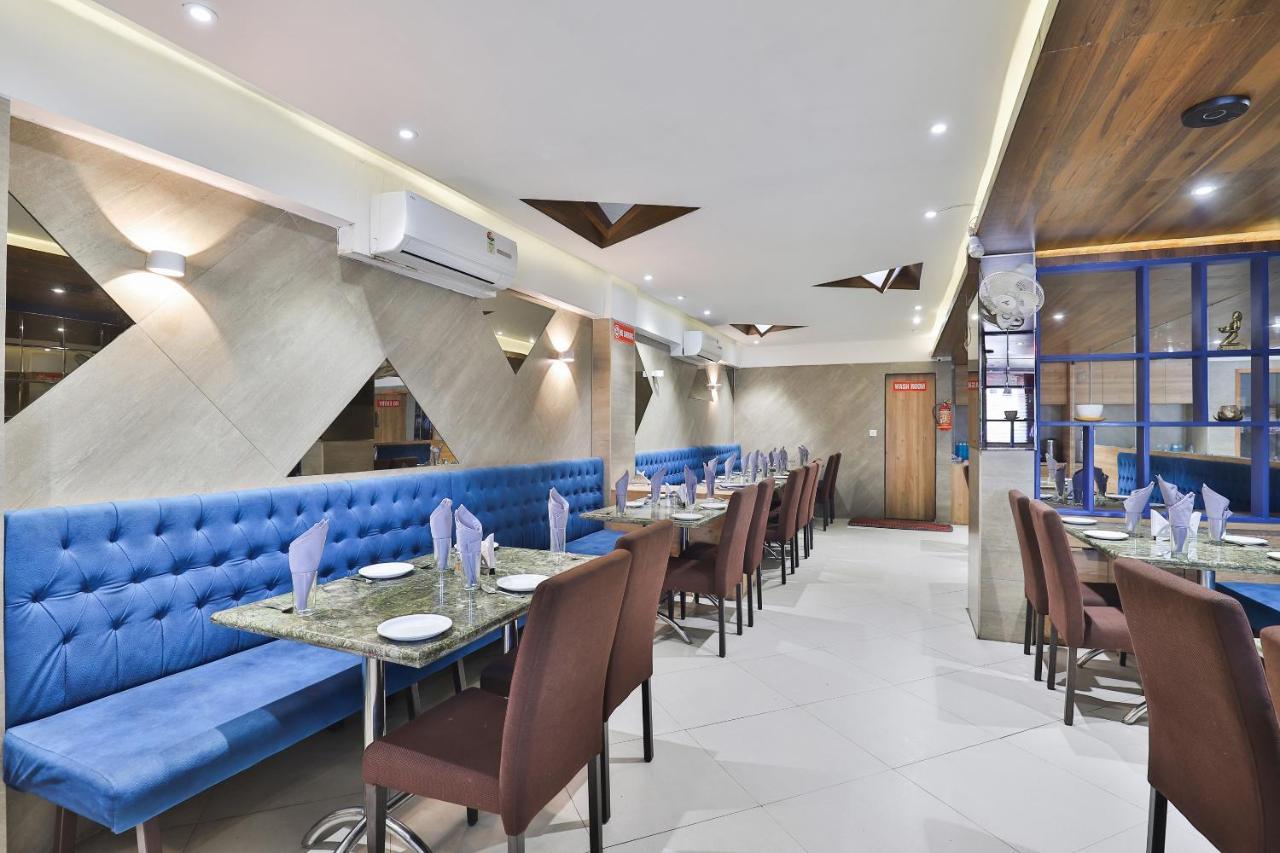 Oyo 16675 Hotel Shri Krishna Inn Surat Eksteriør billede